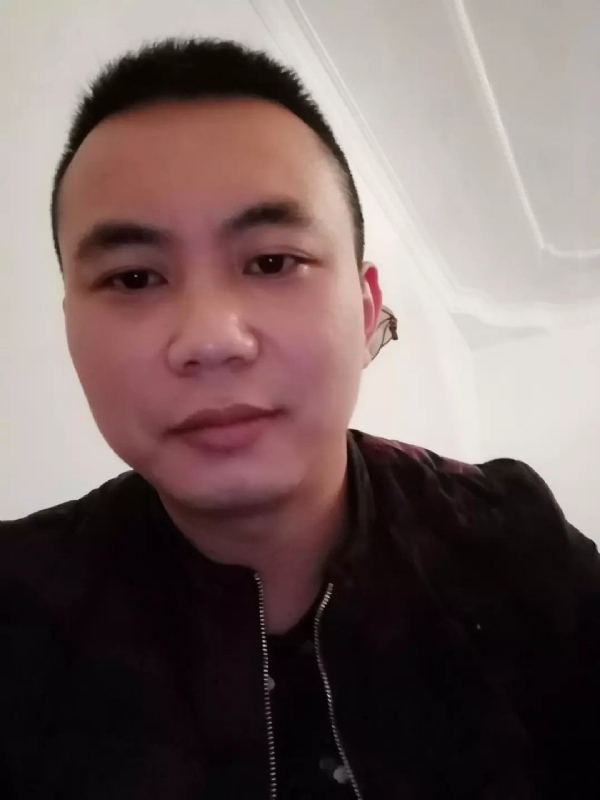 喜闻香气的第一张照片--绍兴相亲服务中心