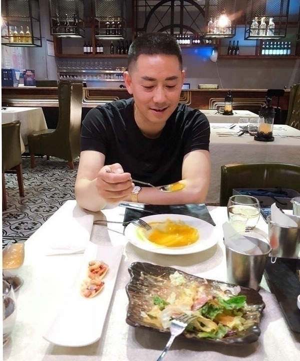 空空如也的第一张照片--绍兴相亲服务中心