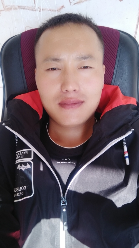 一花一世界的第三张照片--绍兴相亲服务中心
