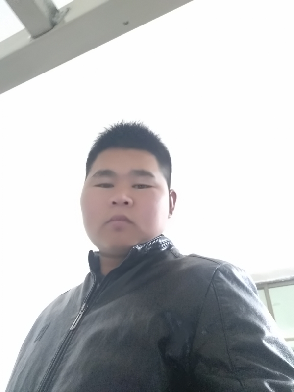 小哥的第一张照片--绍兴相亲服务中心