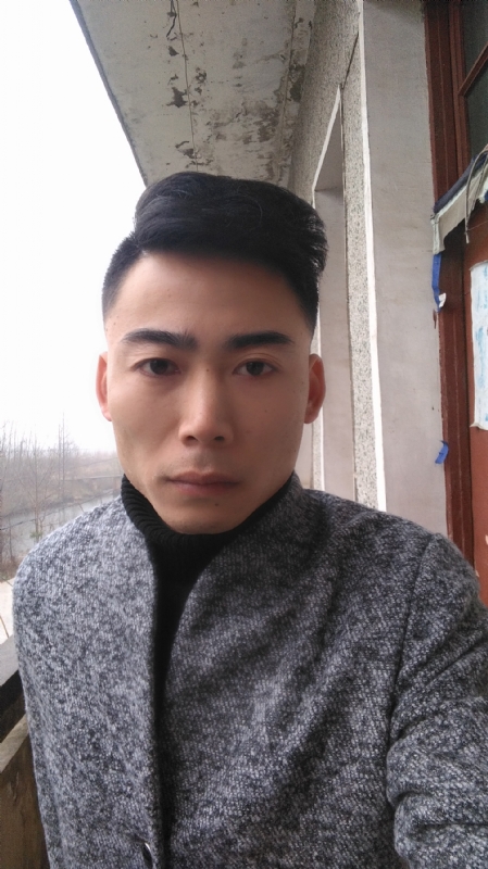 谁伴我闯荡的第一张照片--绍兴相亲服务中心