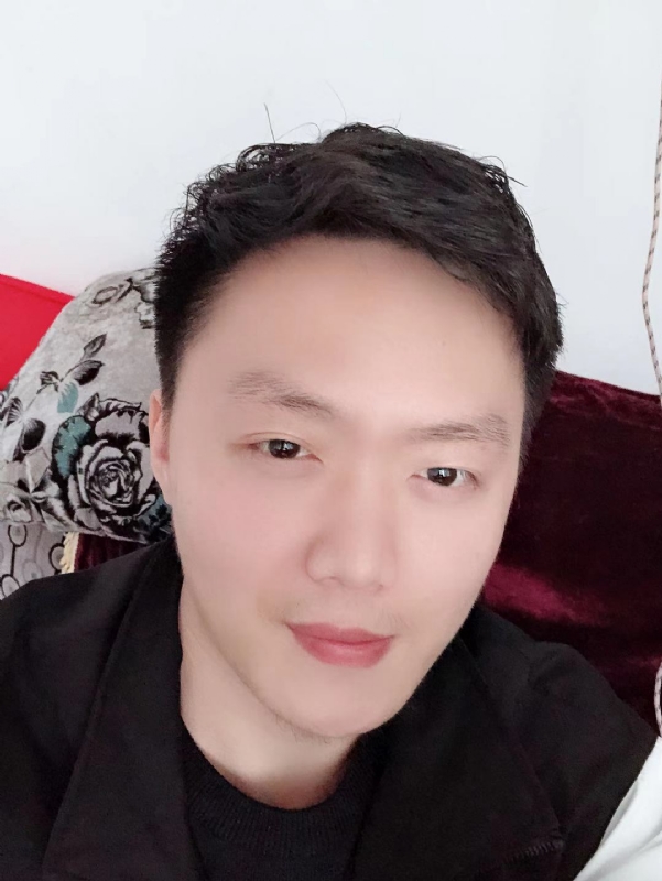 执迷的鲸鱼的第一张照片--绍兴相亲服务中心