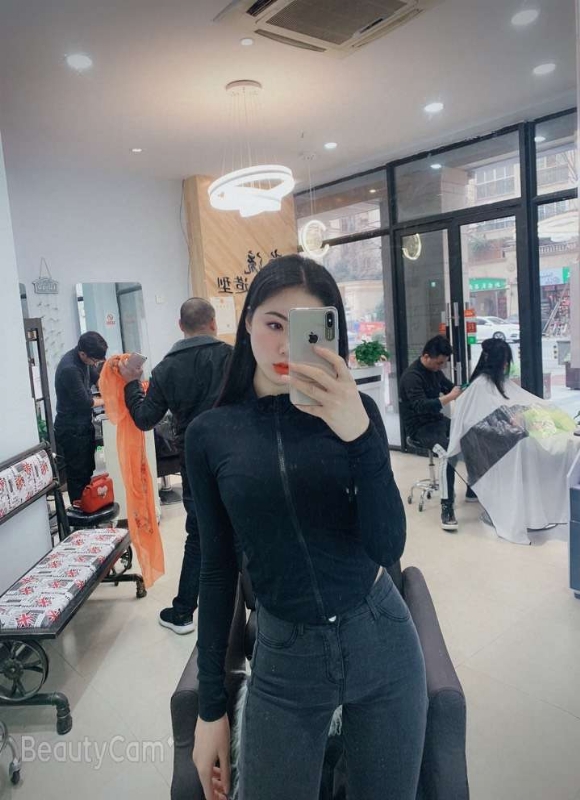 婷婷的第四张照片--绍兴相亲服务中心