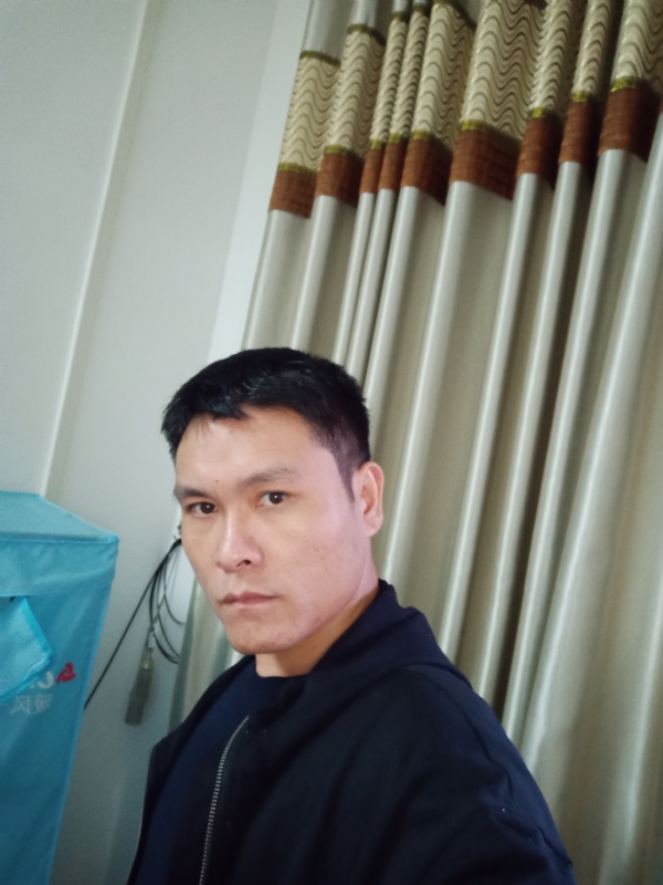 心如止水的第一张照片--绍兴相亲服务中心