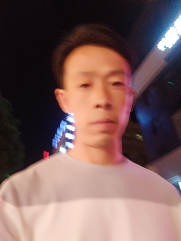 找个人来爱的第一张照片--绍兴相亲服务中心