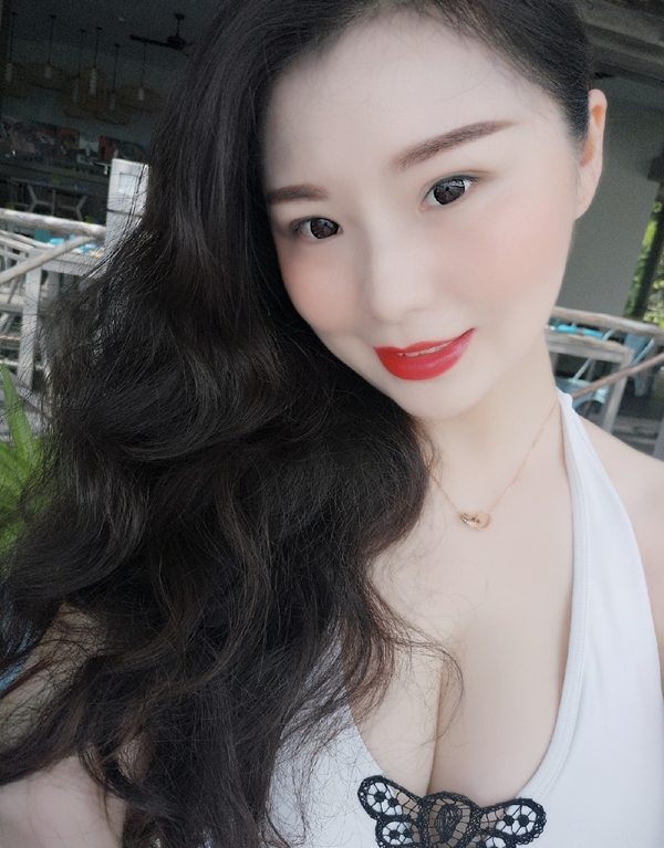 yoyo的第一张照片--绍兴相亲服务中心