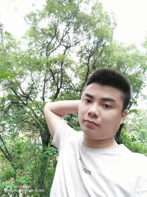 黄帅哥的第一张照片--绍兴相亲服务中心