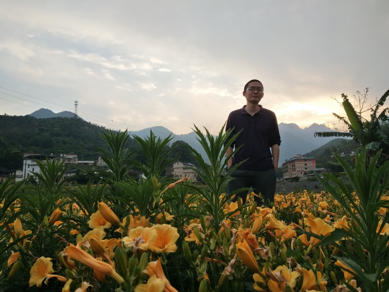 黄晓东的第一张照片--绍兴相亲服务中心