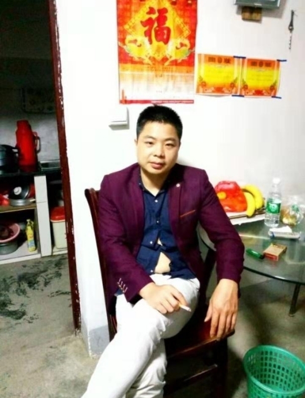 蓝色的微笑的第一张照片--绍兴相亲服务中心