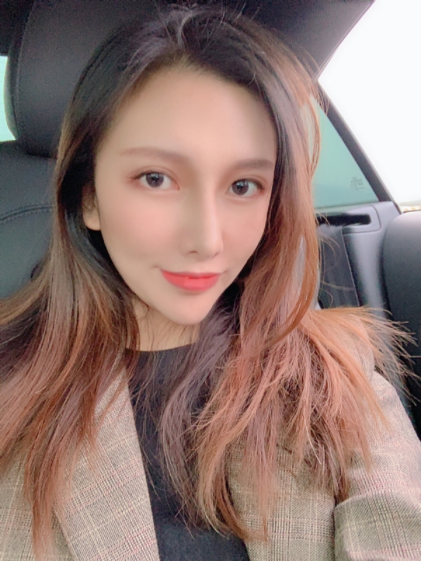 李岚Lancy的第一张照片--绍兴相亲服务中心