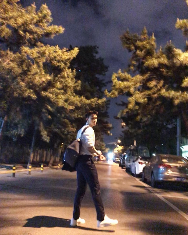 深海的第二张照片--绍兴相亲服务中心