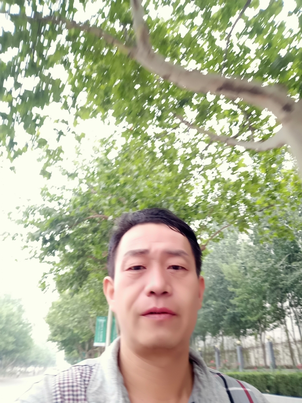 阳光的第一张照片--绍兴相亲服务中心