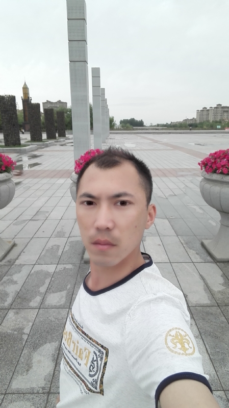 天平的第一张照片--绍兴相亲服务中心