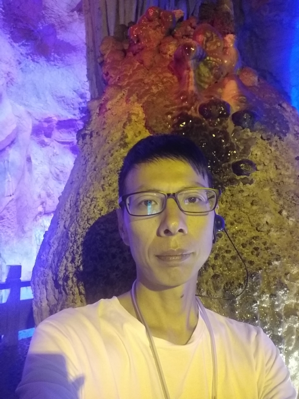 红叶的第一张照片--绍兴相亲服务中心