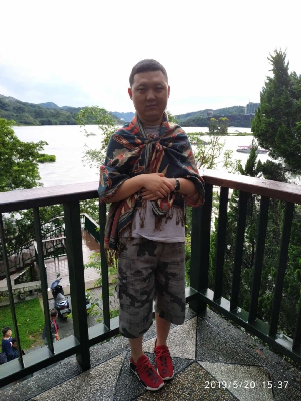爱情里的俩个人的第一张照片--绍兴相亲服务中心