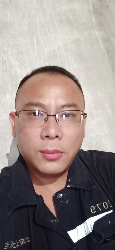 知足常乐的第一张照片--绍兴相亲服务中心