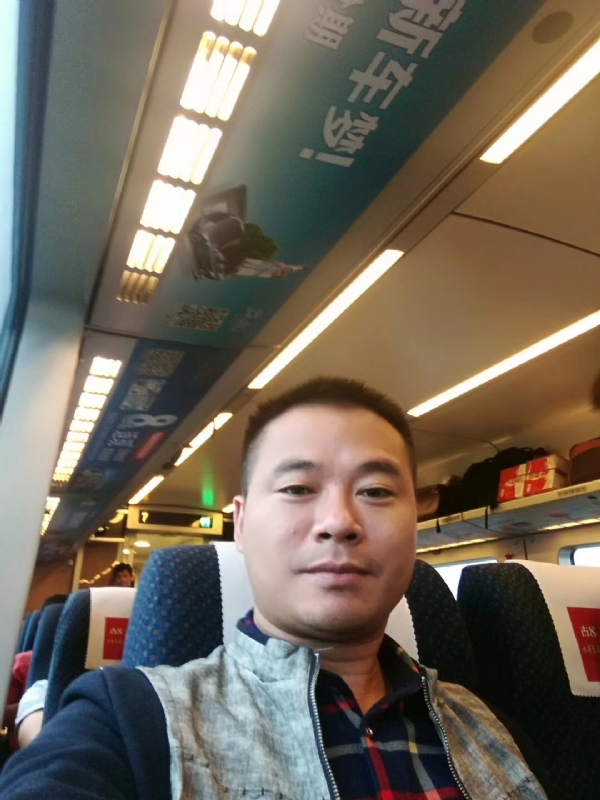 等爱的人的第一张照片--绍兴相亲服务中心