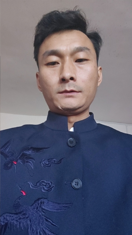 逆袭的小老鼠～龙long的第一张照片--绍兴相亲服务中心