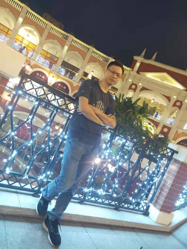 落单恋人的第一张照片--绍兴相亲服务中心