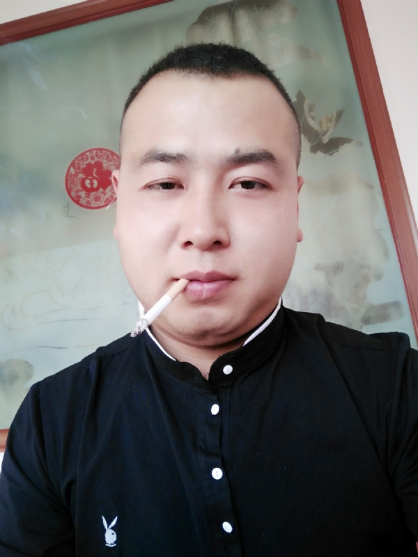 贰爺的第一张照片--绍兴相亲服务中心