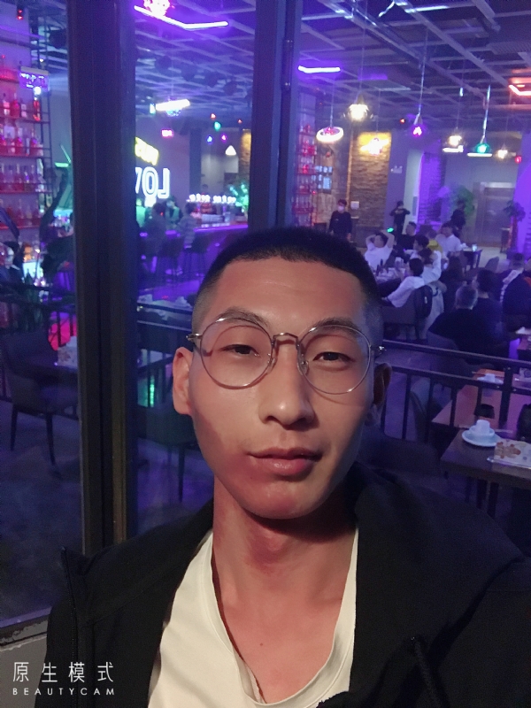 东北小伙的第一张照片--绍兴相亲服务中心