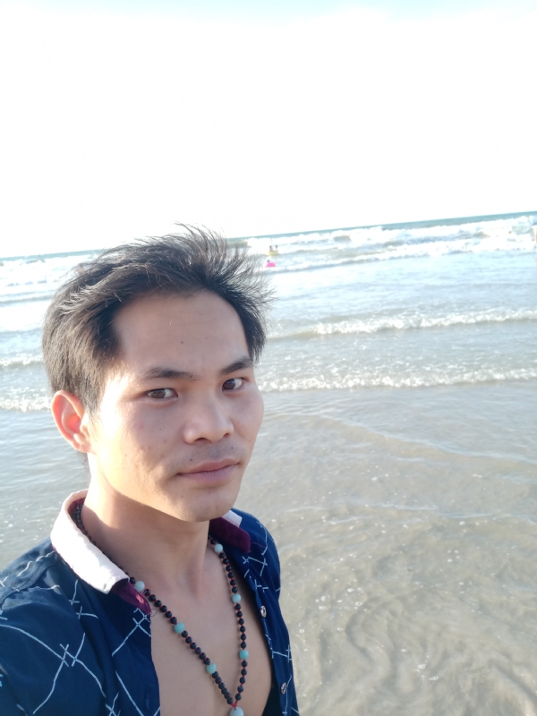 爱已欠费的第一张照片--绍兴相亲服务中心