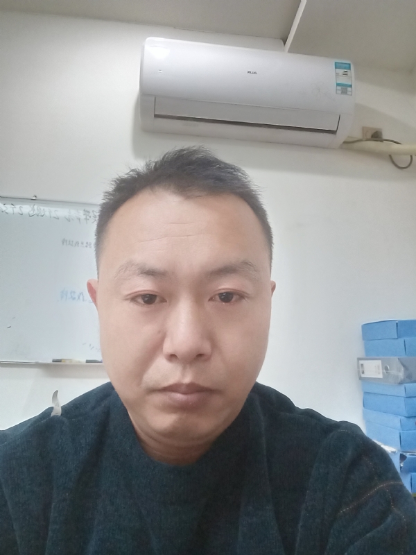 寻找另一半的第一张照片--绍兴相亲服务中心