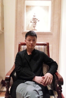 制片人杨亚林的第一张照片--绍兴相亲服务中心