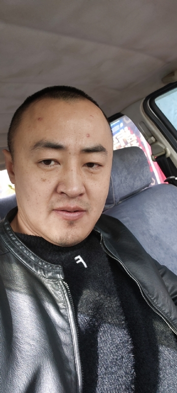 精神九哥的第一张照片--绍兴相亲服务中心