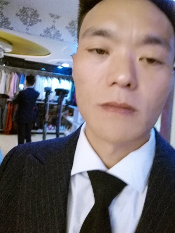 醉酒的蝴蝶的第二张照片--绍兴相亲服务中心