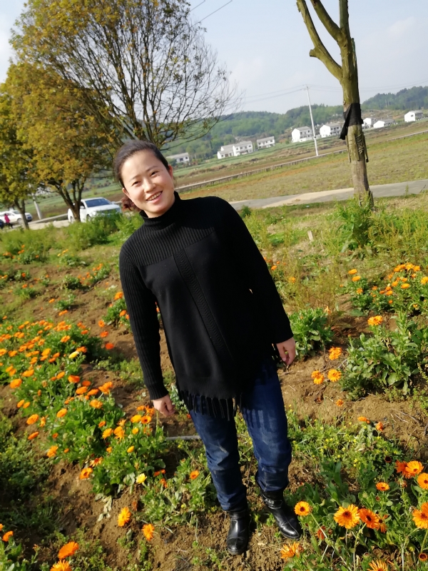 征婚女人的第四张照片--绍兴相亲服务中心