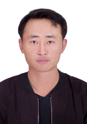 淡漠痕的第二张照片--绍兴相亲服务中心