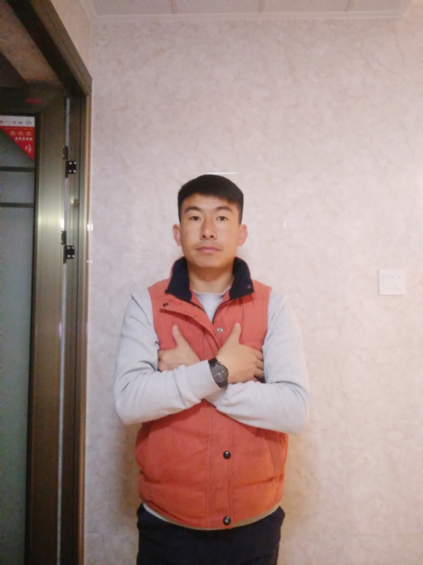 石林小伙的第一张照片--绍兴相亲服务中心