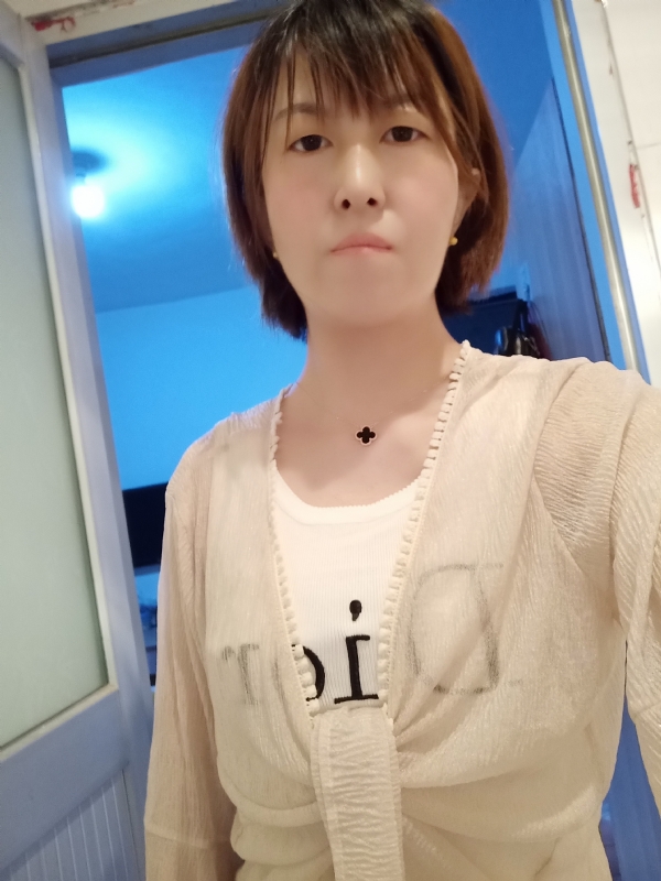 芬儿的第三张照片--绍兴相亲服务中心