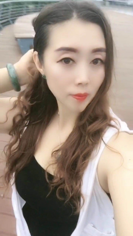 雨蝶的第三张照片--绍兴相亲服务中心