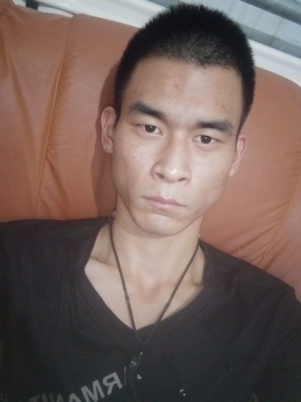 单身狗一枚的第三张照片--绍兴相亲服务中心