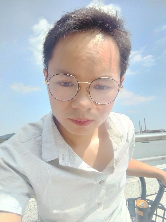 楠呐的第三张照片--绍兴相亲服务中心