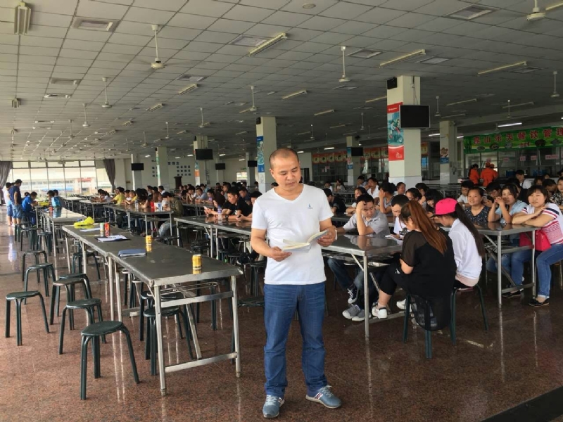 人在旅途的第二张照片--绍兴相亲服务中心