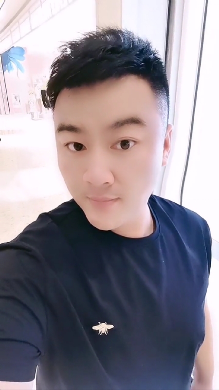 微风徐徐的第二张照片--绍兴相亲服务中心