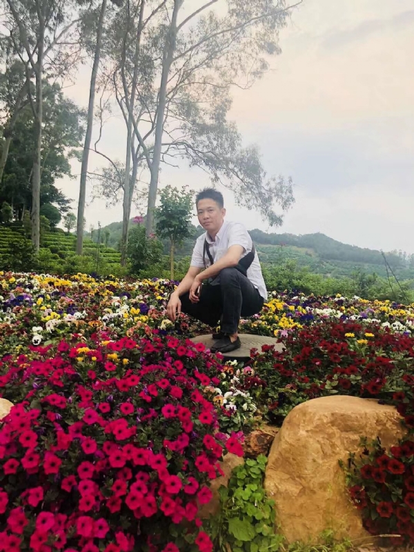 小郑的第一张照片--绍兴相亲服务中心