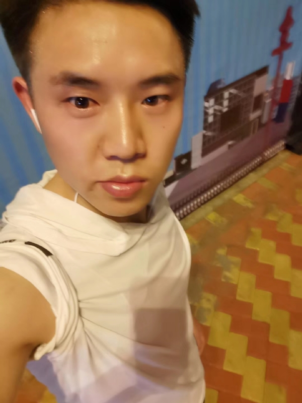 小雷的第三张照片--绍兴相亲服务中心