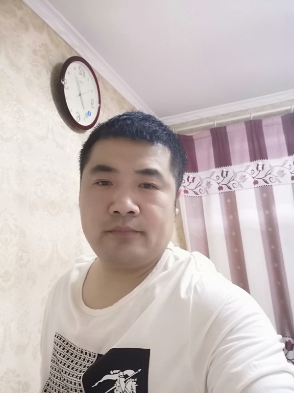 爱你的眼睛的第一张照片--绍兴相亲服务中心