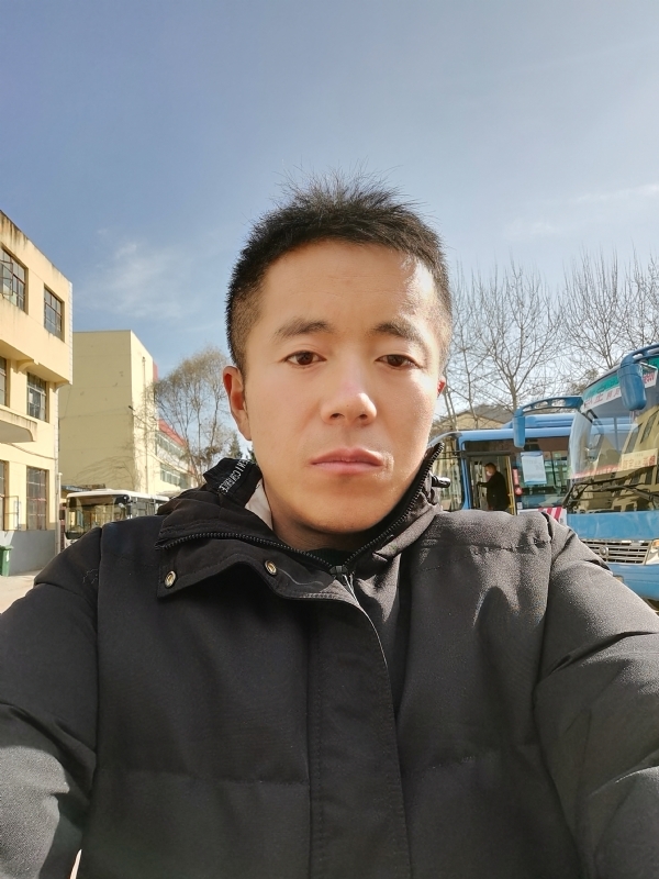 孤独的云的第二张照片--绍兴相亲服务中心