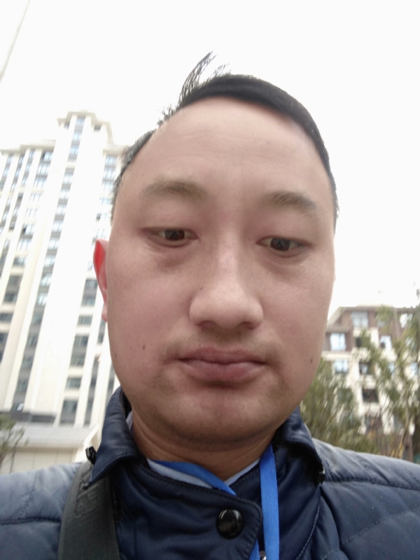 老男人的第一张照片--绍兴相亲服务中心