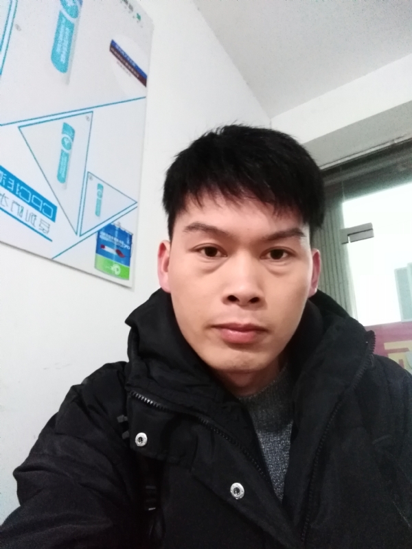 微笑的第一张照片--绍兴相亲服务中心