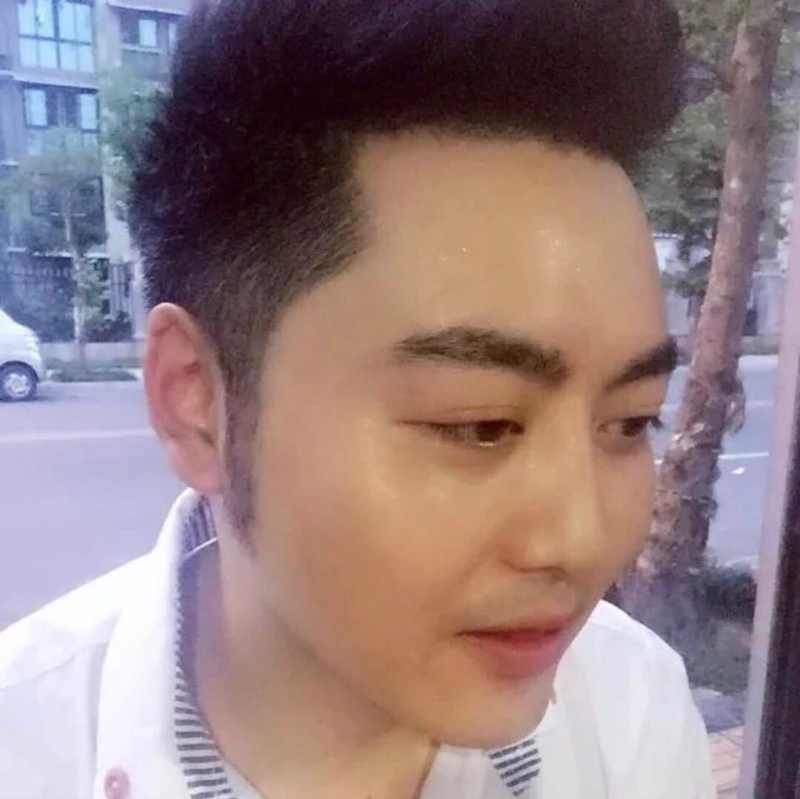 加油吧少年的第一张照片--绍兴相亲服务中心