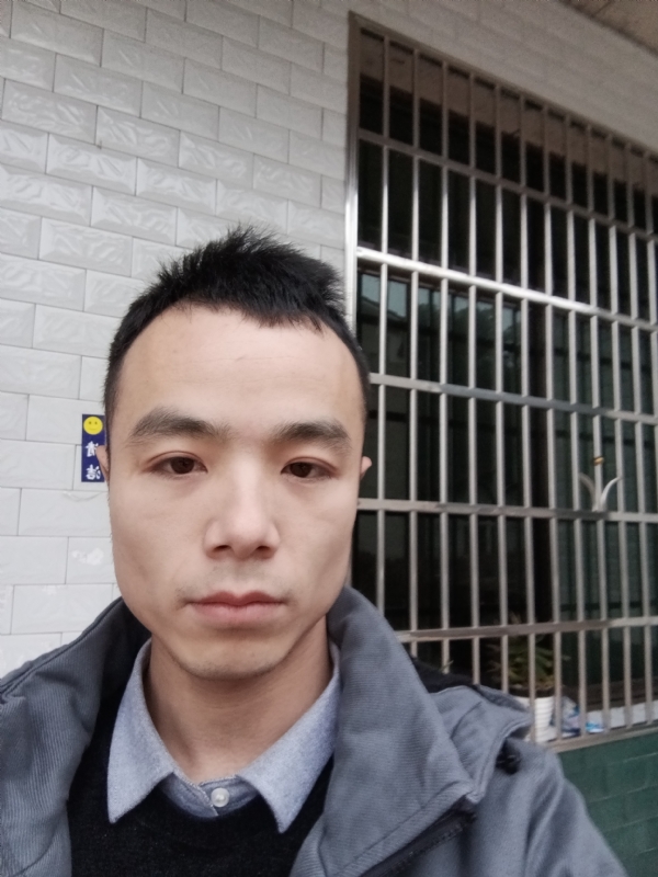 笑得那么开心的第二张照片--绍兴相亲服务中心