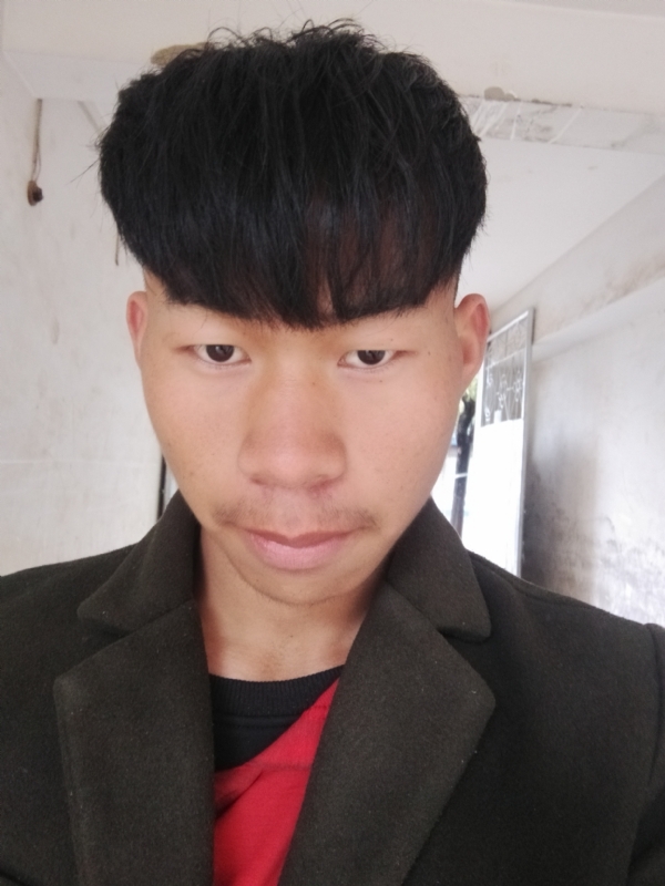 少年不在少的第一张照片--绍兴相亲服务中心
