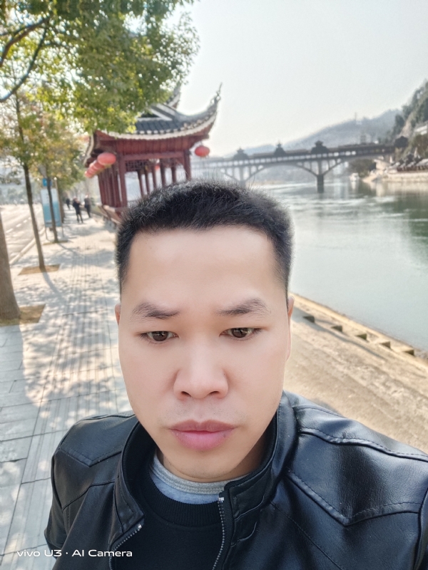 啊锦的第一张照片--绍兴相亲服务中心