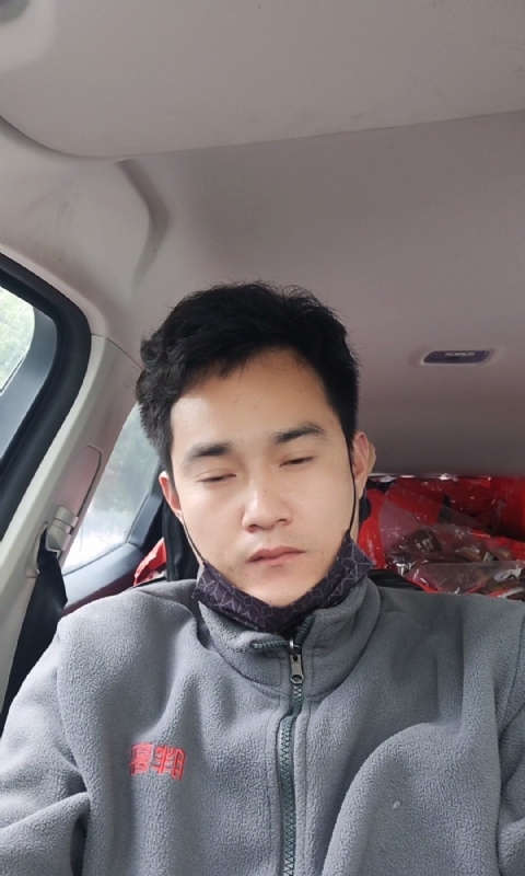 冷锋的第一张照片--绍兴相亲服务中心